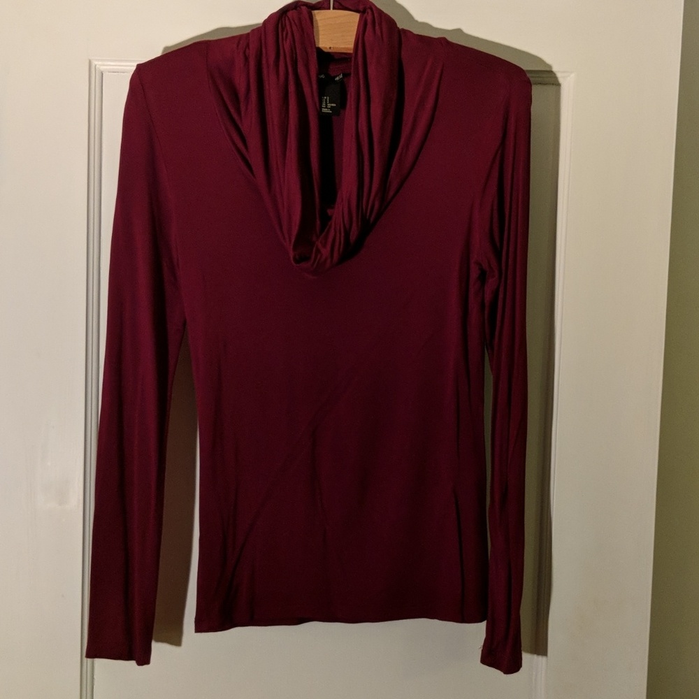 H&M cowlneck, size S